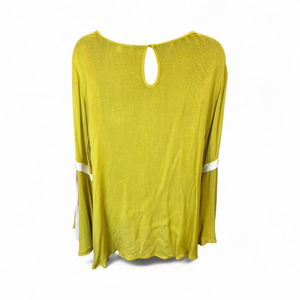 Davi & Dani Mustard Brown Bell Sleeve Top Women’s Size M - Picture 7 of 7